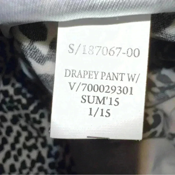 Banana Republic geometric design pants size 0 black and white - Picture 7 of 11